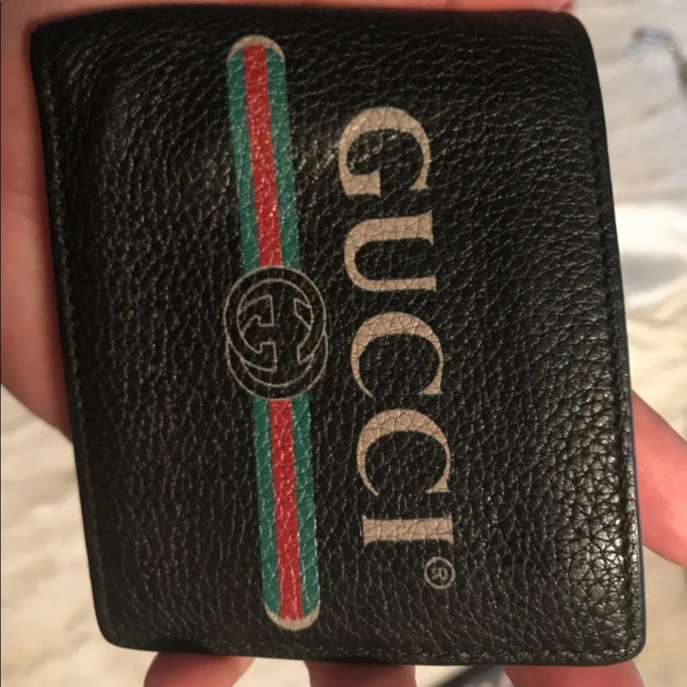 Authentic Gucci Black Pebbled Leather Men's Bifold Wallet Luxury Designer Iconic